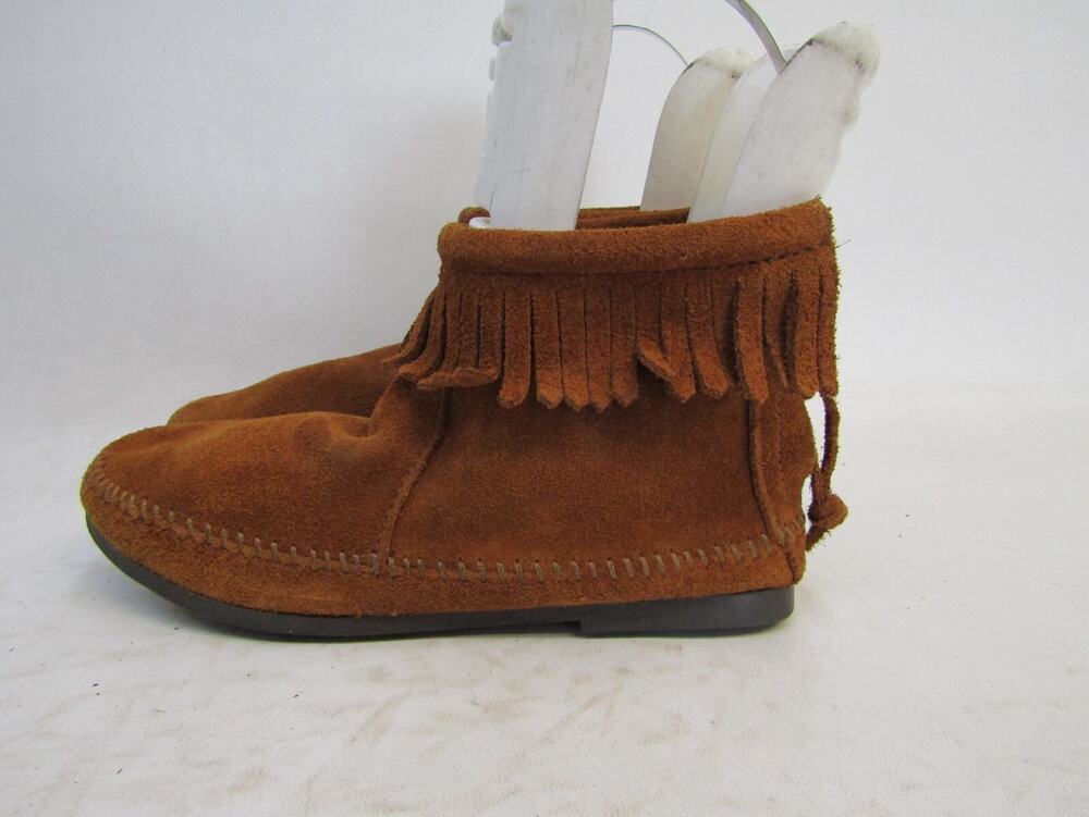 Minnetonka Womens Size 7 Brown Suede Zip Fringe Ankle Fashion Boots Bootie